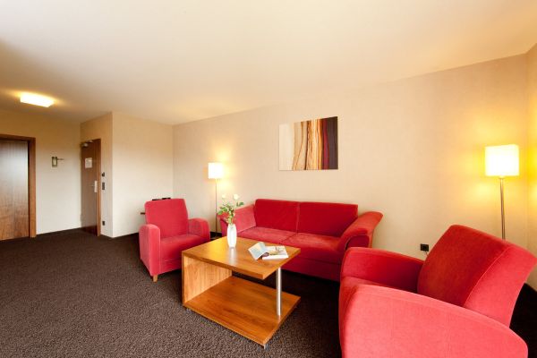 Seehotel (Kell am See)